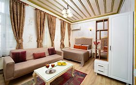 Alhambra Apart Hotel
